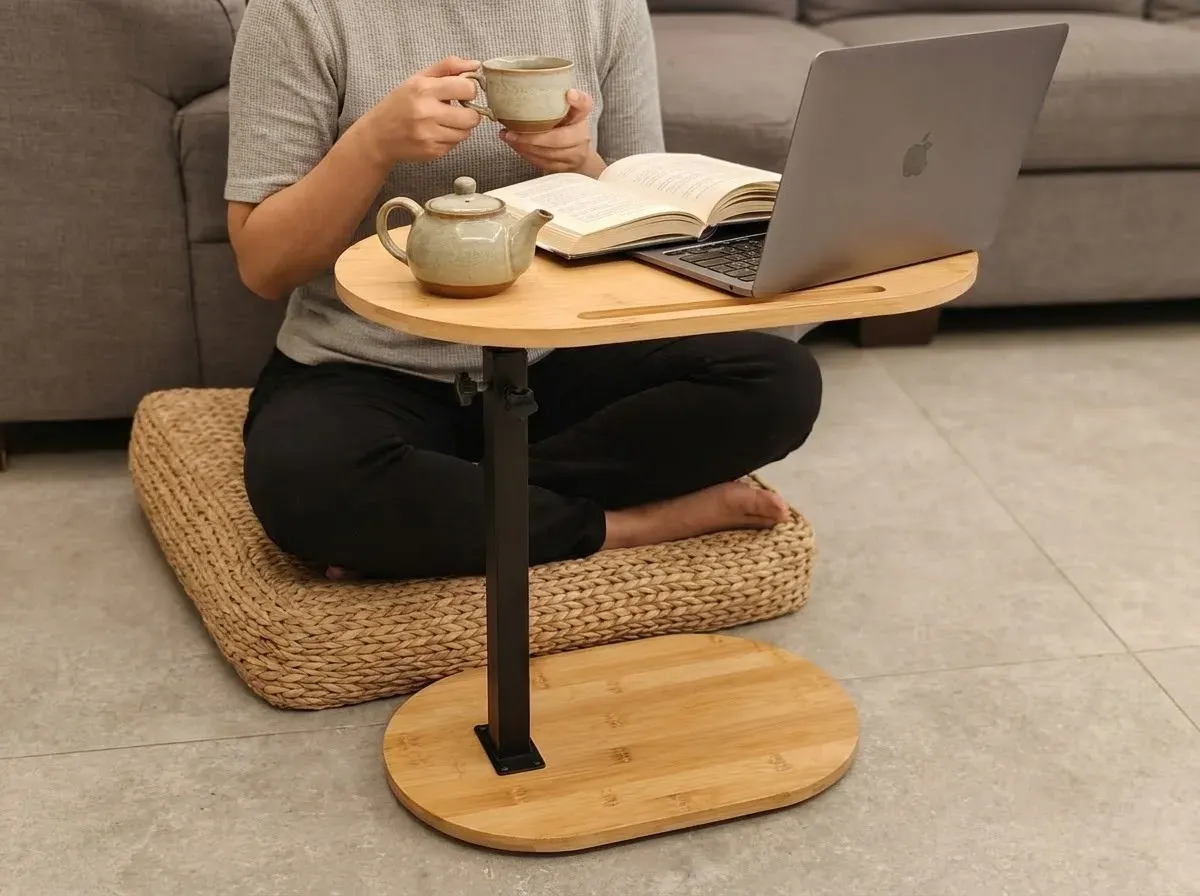 Floor-seating tray